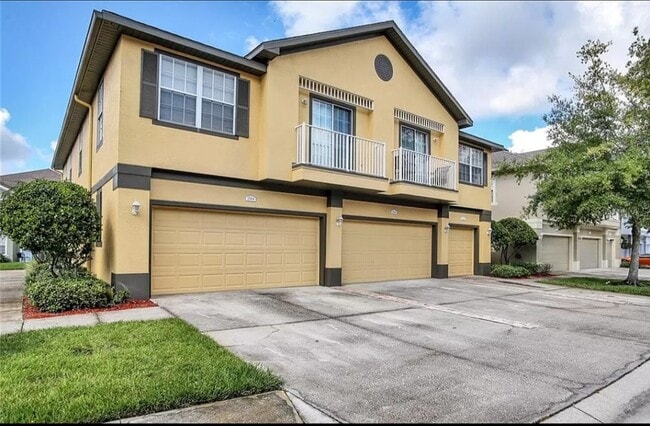 27604 Pleasure Ride Loop in Wesley Chapel, FL - Building Photo - Building Photo