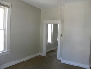 418 3rd Ave in Dayton, KY - Foto de edificio - Building Photo