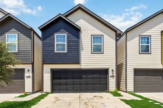 property at 9941 Lanewell St
