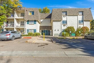 5995 E Iliff Ave in Denver, CO - Building Photo - Building Photo