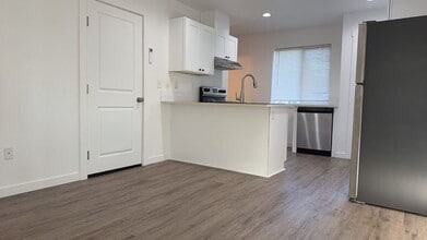 815 SW 8th St in Corvallis, OR - Building Photo - Building Photo