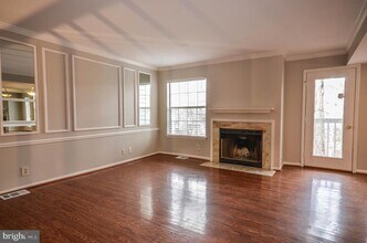 10715 Hampton Mill Terrace in North Bethesda, MD - Building Photo - Building Photo