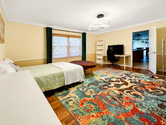 6636 Isle of Skye Dr in Highland, MD - Foto de edificio - Building Photo