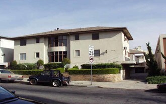 1312-1316 N Laurel Ave in West Hollywood, CA - Building Photo