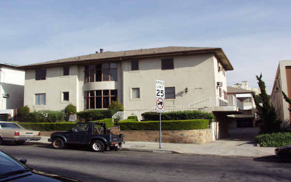 1312-1316 N Laurel Ave in West Hollywood, CA - Foto de edificio