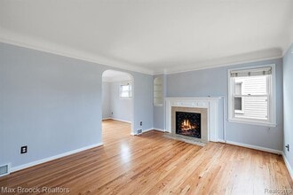 1079 Larkmoor Blvd in Berkley, MI - Building Photo - Building Photo