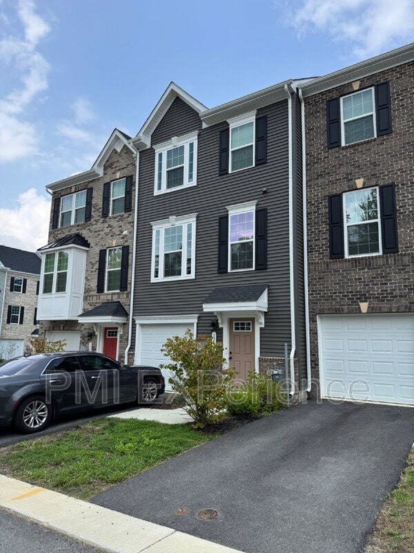 property at 13611 Corinthian Ln