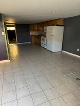 5815 Oxford Ave in Philadelphia, PA - Building Photo - Building Photo