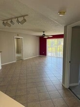 500 Crestwood Ct S, Unit 514 in Royal Palm Beach, FL - Building Photo - Building Photo