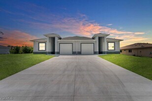 734 Jack Ave S in Lehigh Acres, FL - Building Photo