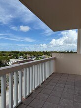 22 Salamanca Ave in Coral Gables, FL - Building Photo - Building Photo