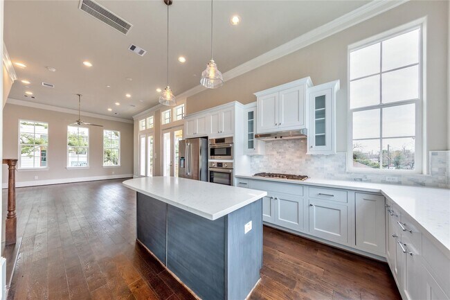 2702 Harvard St in Houston, TX - Building Photo - Building Photo