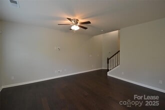 1606 Fleetwood Dr in Charlotte, NC - Building Photo - Building Photo
