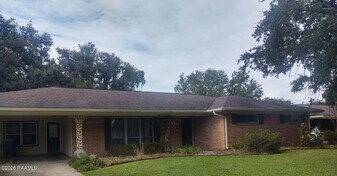 108 Billeaud Ln in Lafayette, LA - Building Photo