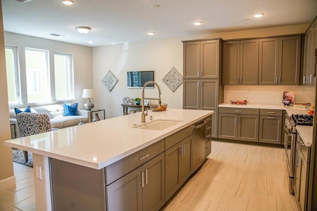 81 S Milpitas Blvd in Milpitas, CA - Building Photo - Building Photo