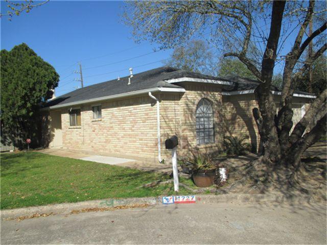 11727 Ridge Run Dr in Houston, TX - Foto de edificio - Building Photo