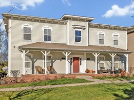 1247 Park Run Dr in Franklin, TN - Building Photo