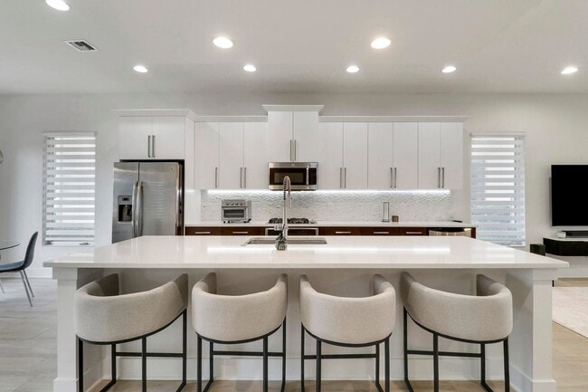property at 5029 Grandiflora Rd