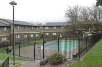 Greenfield Village in Tigard, OR - Foto de edificio - Building Photo