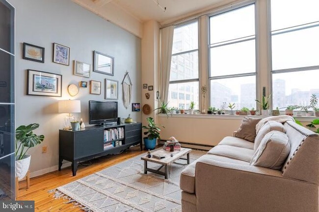 1238 Callowhill St in Philadelphia, PA - Building Photo - Building Photo