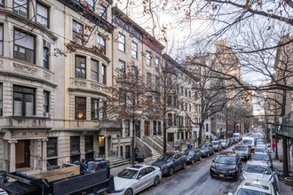 335 W 87th St in New York, NY - Foto de edificio - Building Photo