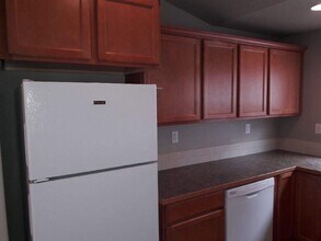 201 La Casa St in Eugene, OR - Building Photo - Building Photo