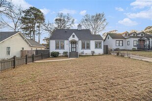 1719 Flat Shoals Rd SE in Atlanta, GA - Building Photo