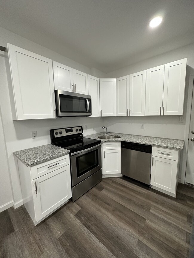2424 N Bancroft St in Philadelphia, PA - Building Photo - Building Photo