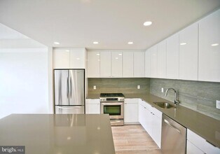 1234 10th St NW in Washington, DC - Building Photo - Building Photo