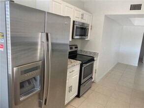 9640 NW 2nd St in Pembroke Pines, FL - Building Photo - Building Photo