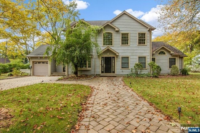 property at 85 Harvey Ave