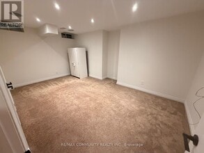 644 Blackwood Blvd in Oshawa, ON - Building Photo - Building Photo