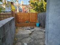 120 S Durham St photo'