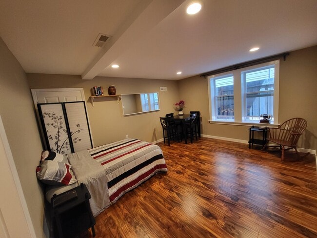 2206 Lincoln Ave in Alameda, CA - Building Photo - Building Photo