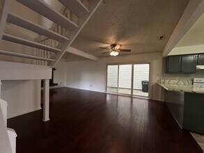 819 Dryden St in Virginia Beach, VA - Building Photo - Building Photo