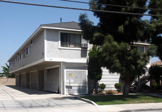 7271-7281 Wyoming St in Westminster, CA - Foto de edificio - Building Photo