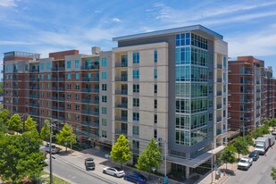 Camden Rainey Street in Austin, TX - Building Photo