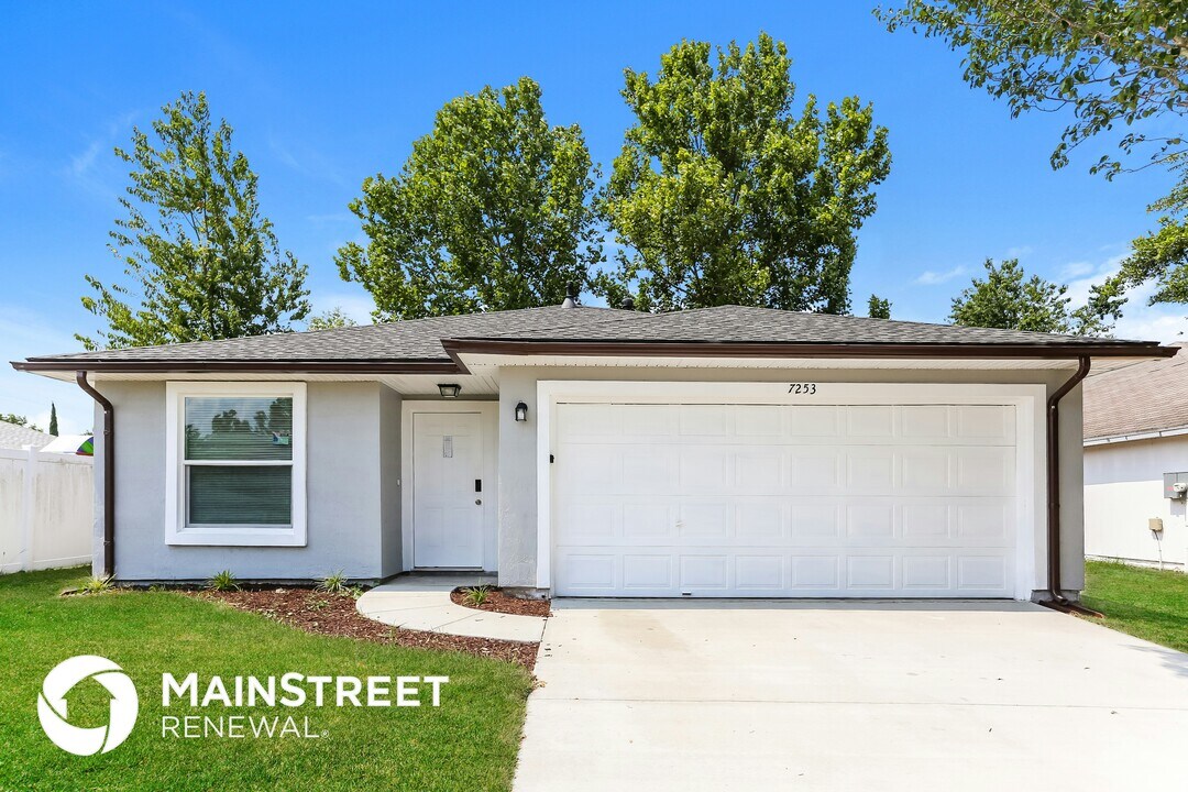 7253 US Open Blvd in Jacksonville, FL - Foto de edificio