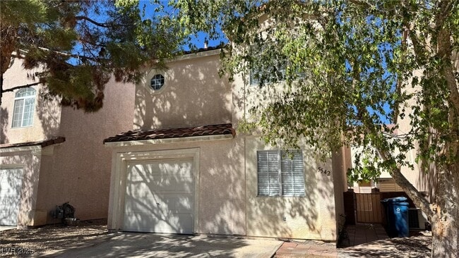 property at 5542 Smoke Signal Ave