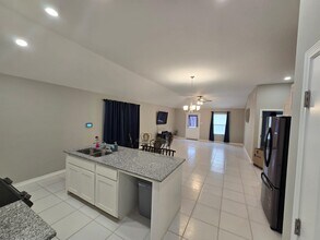 3513 Eduardo E. Hayes Rd in Laredo, TX - Building Photo - Building Photo