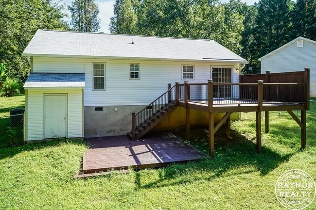 133 Madeline Ct in Youngsville, NC - Building Photo - Building Photo