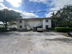 1275 SW 36th Ave in Fort Lauderdale, FL - Building Photo