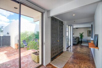 7018 N Barbados Pl in Phoenix, AZ - Building Photo - Building Photo