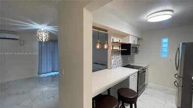 6942 W 14th Ct in Hialeah, FL - Building Photo - Building Photo