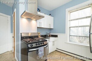 137 Columbia St in Cambridge, MA - Building Photo