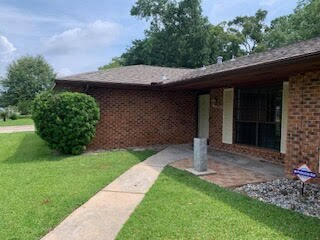 609 Parkwood Dr in Long Beach, MS - Building Photo