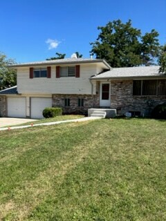 property at 7012 S Cherry Dr