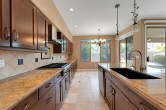 2145 W Olive Way in Chandler, AZ - Building Photo - Building Photo