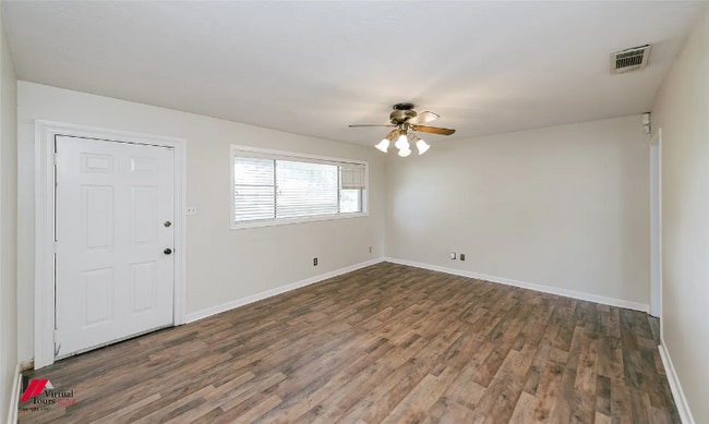 1913 Lee St in Bossier City, LA - Foto de edificio - Building Photo