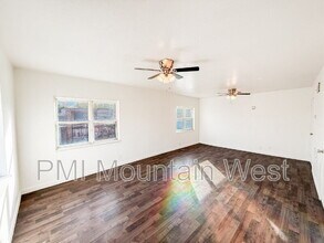 9068 Main St in Magna, UT - Building Photo - Building Photo